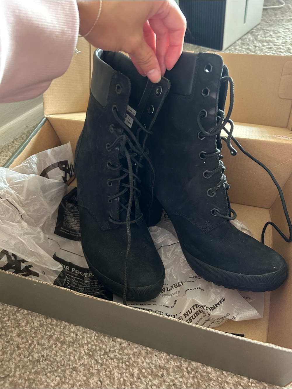 Timberland Black Lace-Up Block Heel Ankle Boots - Picture 3 of 7